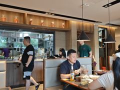 -五谷丰登农家院·地道胶东菜·海鲜烧烤(威海店)
