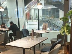 -必胜客(上海新南方商城PH店)