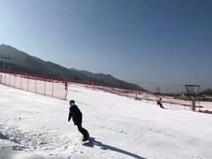 -鳌山滑雪度假区