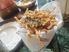 -秘密旅行Bonjour(黑金冠 江南西店)