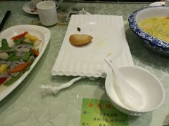 -南京金牛湖巨碗鱼头