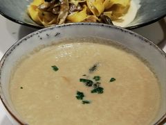 当季例汤-潮一不贰·法式甜品·生日蛋糕·西式简餐(外滩店)