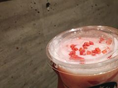 草莓酸奶星冰乐-星巴克臻选(福州仓山万达店)