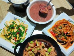 -宣威年猪饭·二十年云南家常菜·特色小炒肉(金碧店)