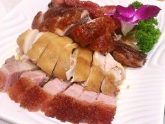 烧味三拼-香港新发烧腊茶餐厅(水围店)