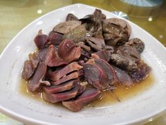 -冯氏吴山贡鹅(206国道店)