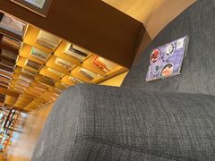 -新华文创·光的空间