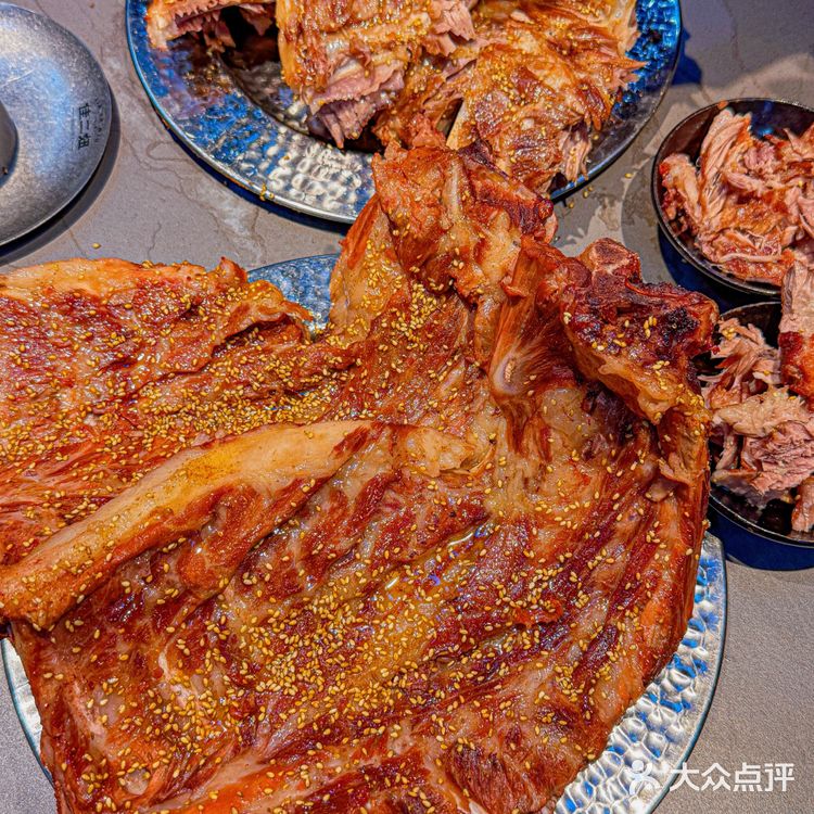 在青岛！！吃到了我的人生东北菜！！