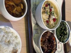 -毛家饭店(长沙南站店)
