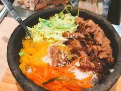 鸡腿肉石锅拌饭-新石器烤肉(张家港购物公园店)