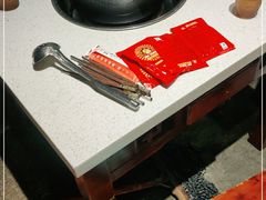 -钢管厂五区小郡肝串串香(蜀都万达店)