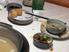 -喃喃椰·糟粕醋·椰子鸡火锅(七堡花园店)