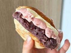 -沁屋面包店(人民东路店)