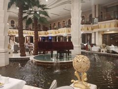 -碧中海汤泉汗蒸酒店