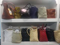 -JuneShop小众设计师品牌集合店