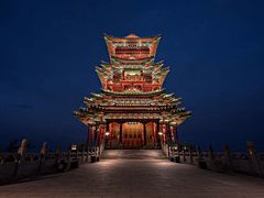 -定都峰