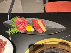 -山川小町·极番烧肉(新地假日广场店)
