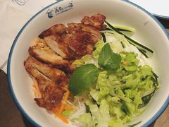 -美奈小馆·越南料理(中航城君尚购物中心店)