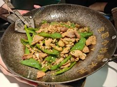 -费大厨辣椒炒肉(高铁吾悦广场店)