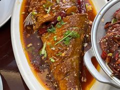 -红岩美食坊(伊春市伊春区)