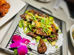 -小菜园新徽菜(镇江丹阳吾悦店)