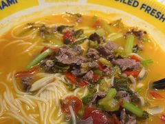 -粉小主·贵州酸汤牛肉粉(南京仙林金鹰店)