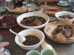-六合居·明厨亮灶餐厅(成双大道店)