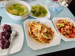 -爱的果实月嫂育婴师(世纪东方店)