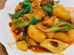 新疆大盘鸡-清真·玛丽亚新疆菜主题餐厅(浙江中路店)