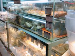 面包甜点陈列柜-白玉兰食品(甜云店)