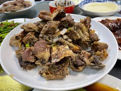 -余杨鸭鸭餐厅