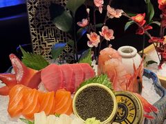 -蟹犇前•帝王蟹雪蟹(陆家嘴店)