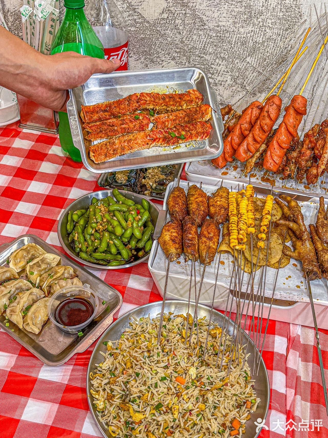 网友们没骗我曙光星城这家烧烤吼吼吃