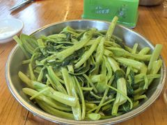 -御霞苑泥烩鸡休闲农庄