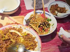 -怪噜范·老贵阳街头名小吃(鸿通城店)