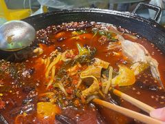 -鸿顺老铁锅美蛙鱼府(解放碑店)