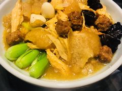-金牌老碗时尚陕菜(王府井百货店)