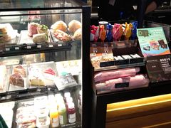 -星巴克臻选(周浦万达店)
