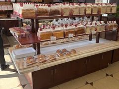 -红宝石·鲜奶小方·海派西点房(南丹店)