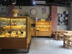 -啊噗吐呦现场烘焙(麦凯乐店)