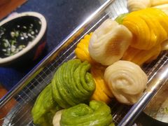 手工蒸饺花卷-挂雪铁锅炖大鹅