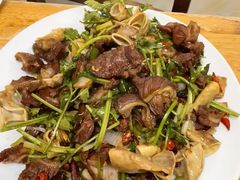 -超越海鲜屋(飞龙物业店)