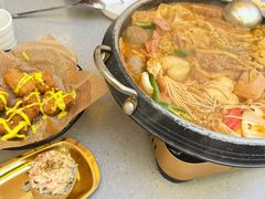 -豚妈妈汤饭·部队锅(南京东路店)