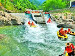 -安吉龙王山峡谷漂流