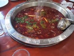 -刘胖娃鱼庄·特色肥肠鱼(杨家坪店)