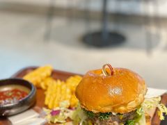 -明谦·Coffee&Cocktail Bar(美您公园店)