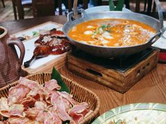 -老滇山寨•云南特色菜•地方菜•民族风情歌舞表演(金碧店)