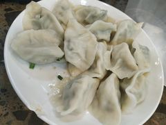 -周家大连水饺(美专校街店)