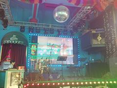 -Famous肥猫墨西哥音乐餐吧(五棵松华熙LIVE店)