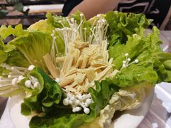 -霄汉牛三鲜湖北砂锅菜(万松园2店)